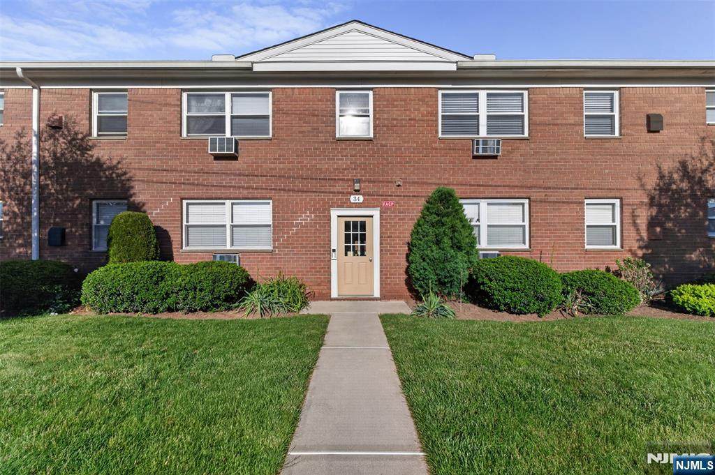 34 Knox Terrace - Photo 1