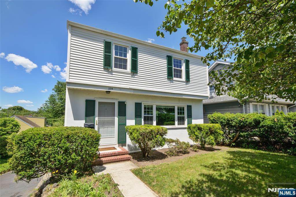 234 Ridgefield Avenue - Photo 1