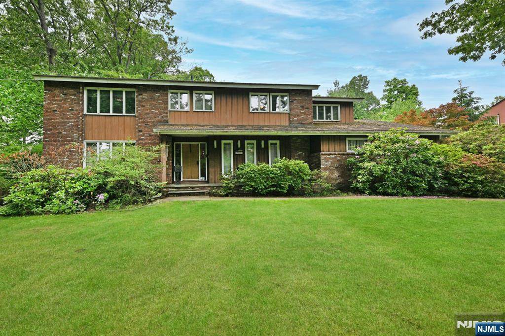 9 Lyncrest Drive - Photo 1