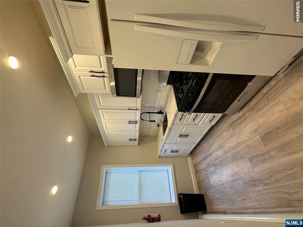 1057 Jersey - Photo 1
