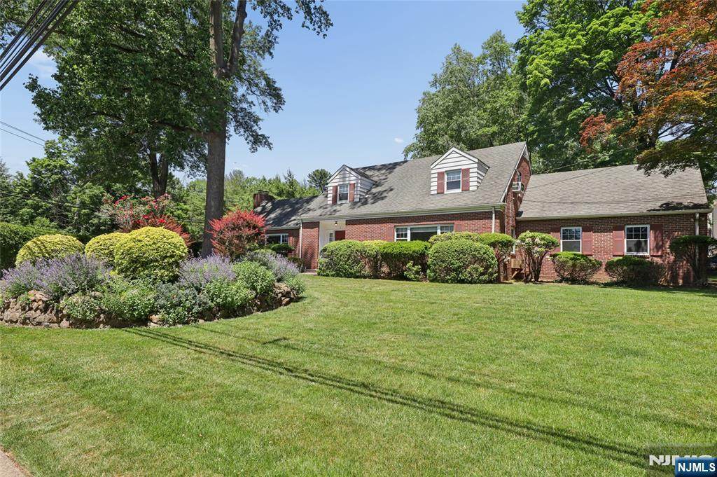 1 Park Drive - Photo 1