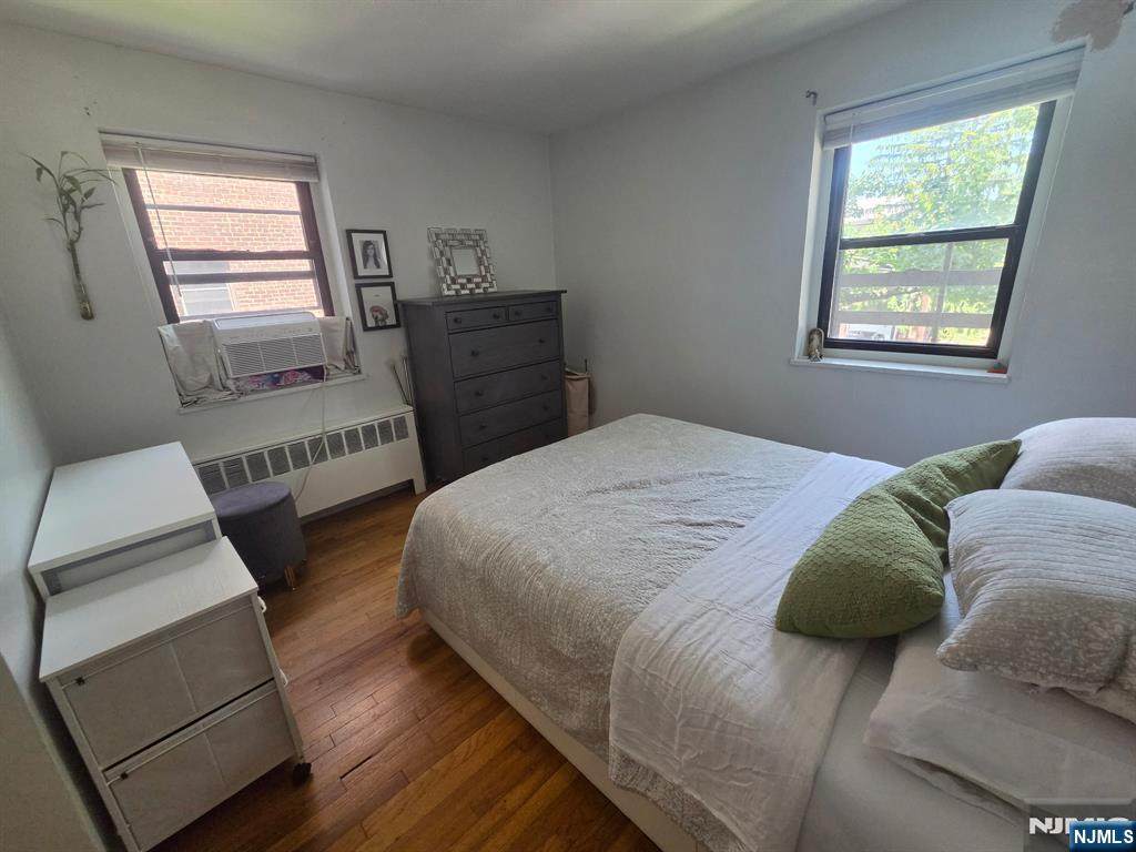 2339 Hudson - Photo 1