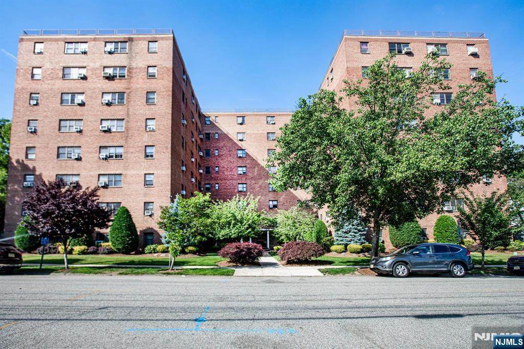 https://bt-photos.global.ssl.fastly.net/njmls/orig_boomver_1_26021093-1.jpg