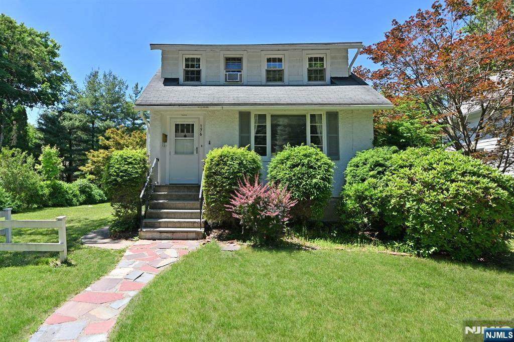 176 Park Avenue - Photo 1