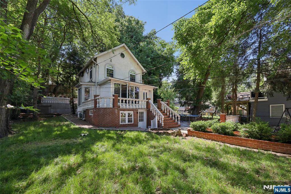 796 Old Newbridge - Photo 1