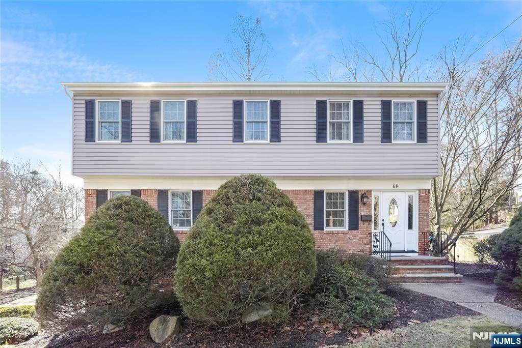 68 Colgate - Photo 1