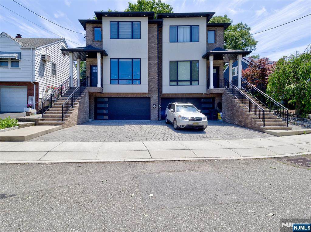 403 Northwood - Photo 1