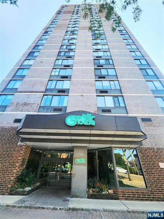 770 Anderson - Photo 1