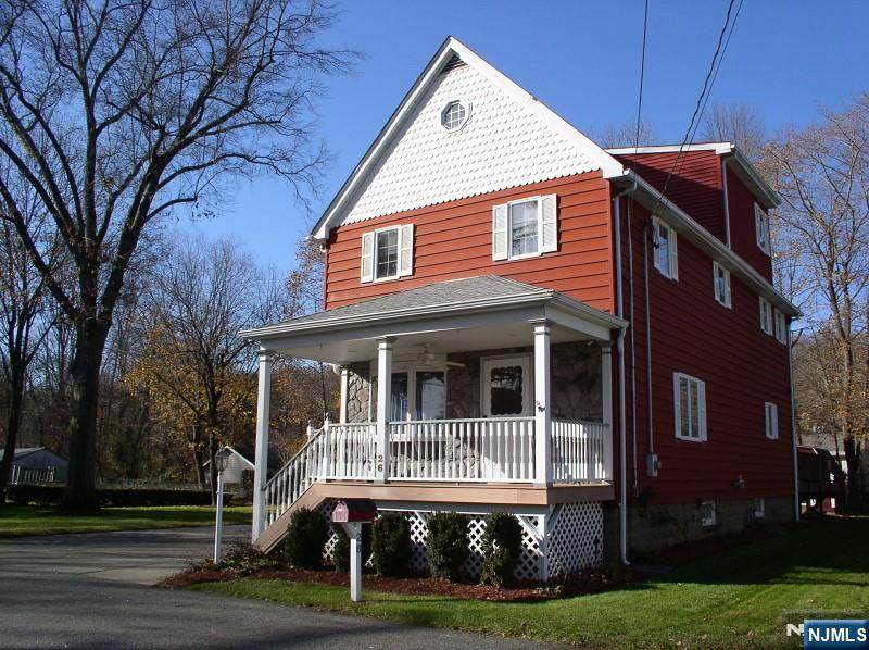 26 Grandview - Photo 1
