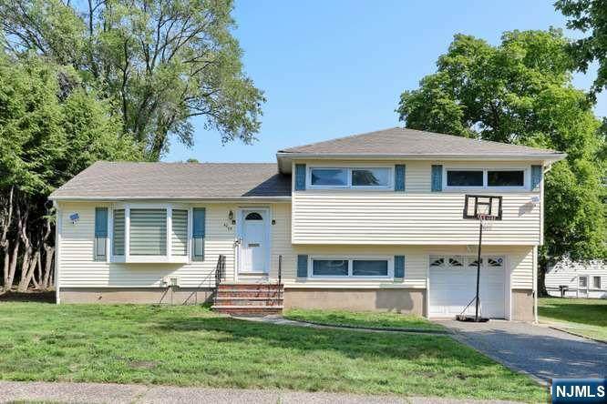 42-05 Williams Street - Photo 1