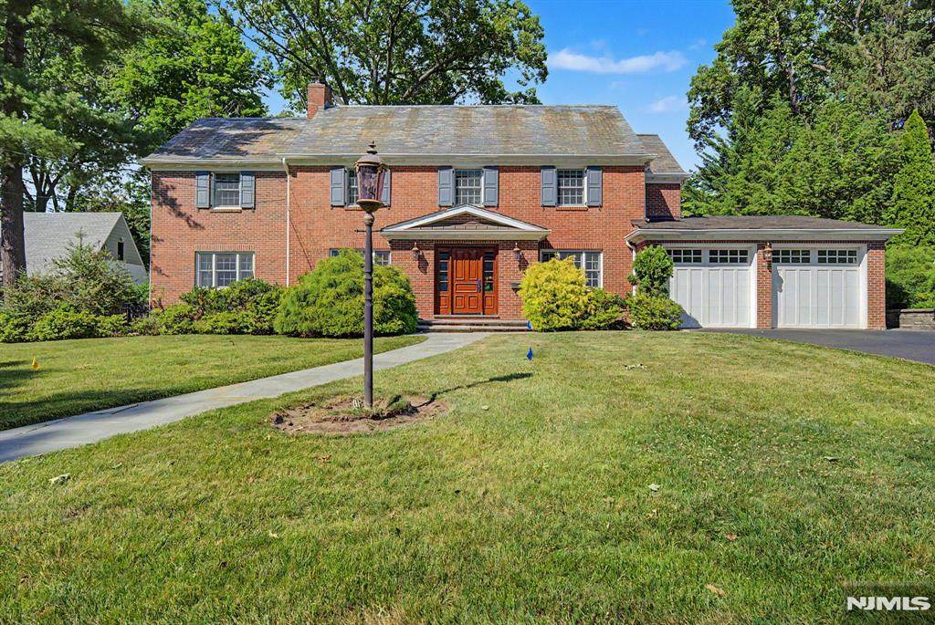 9 Woodland Park Drive - Photo 1