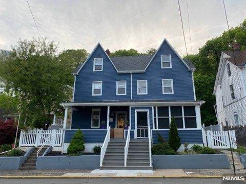 454 Undercliff - Photo 1