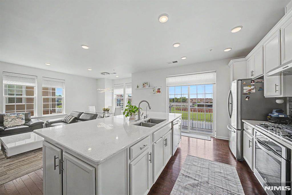 161 Wesmont - Photo 1