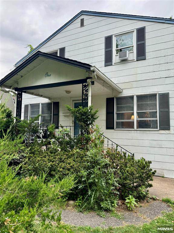 1 South - Photo 1