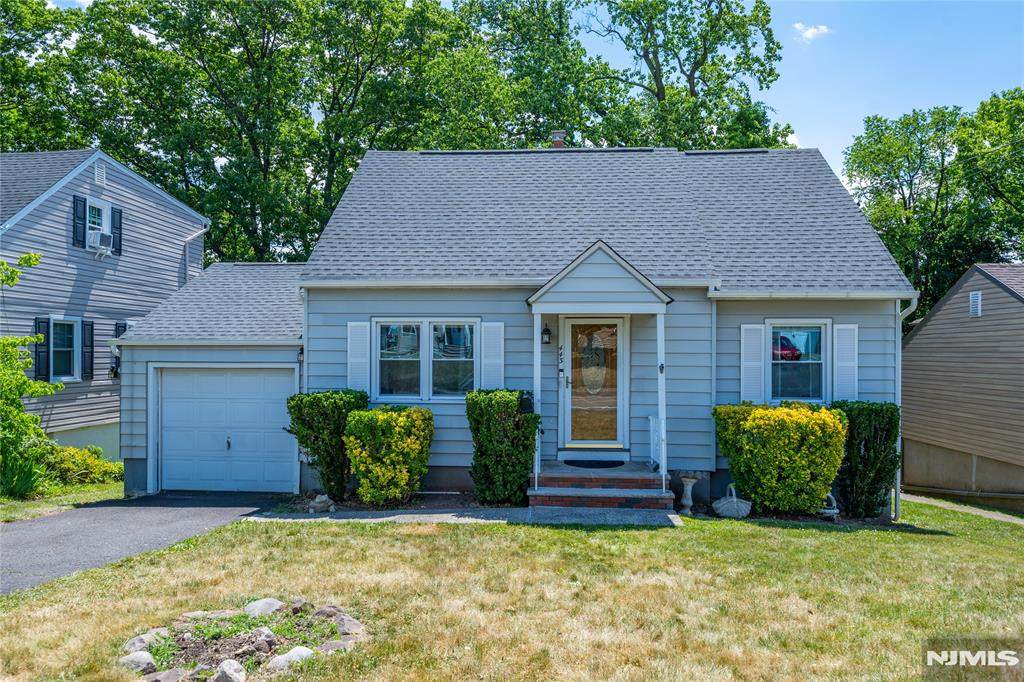 443 Mount Prospect Avenue - Photo 1
