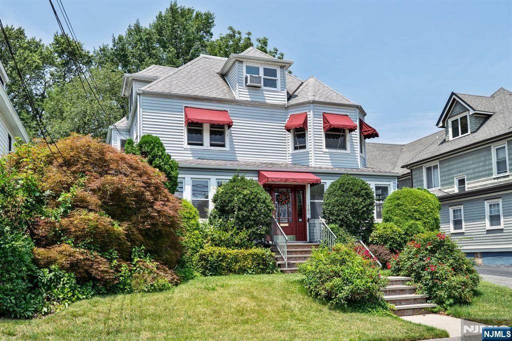 168 Orient Way - Photo 1