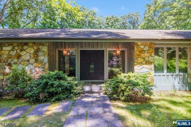 6 Green Hills Road - Photo 1