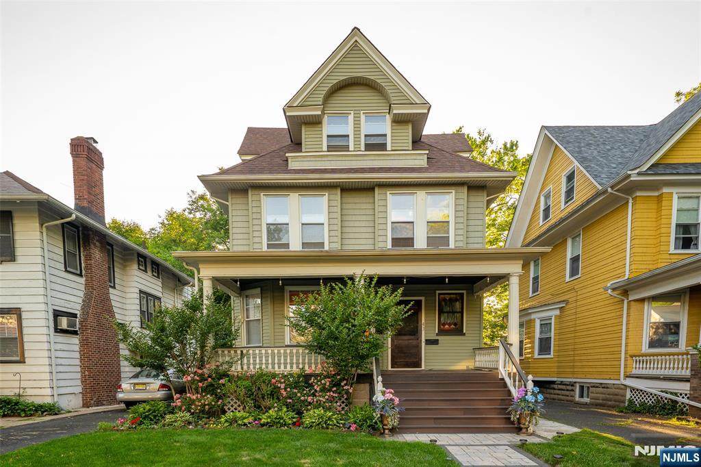 43 Brighton Avenue - Photo 1