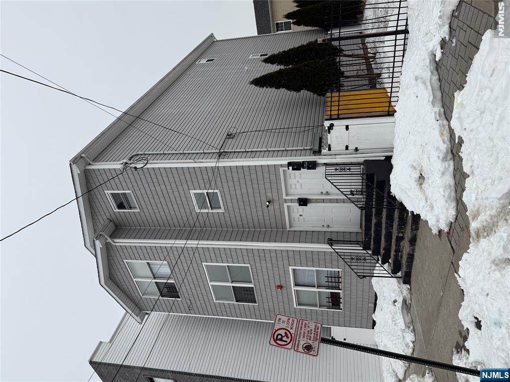34 Auburn - Photo 1