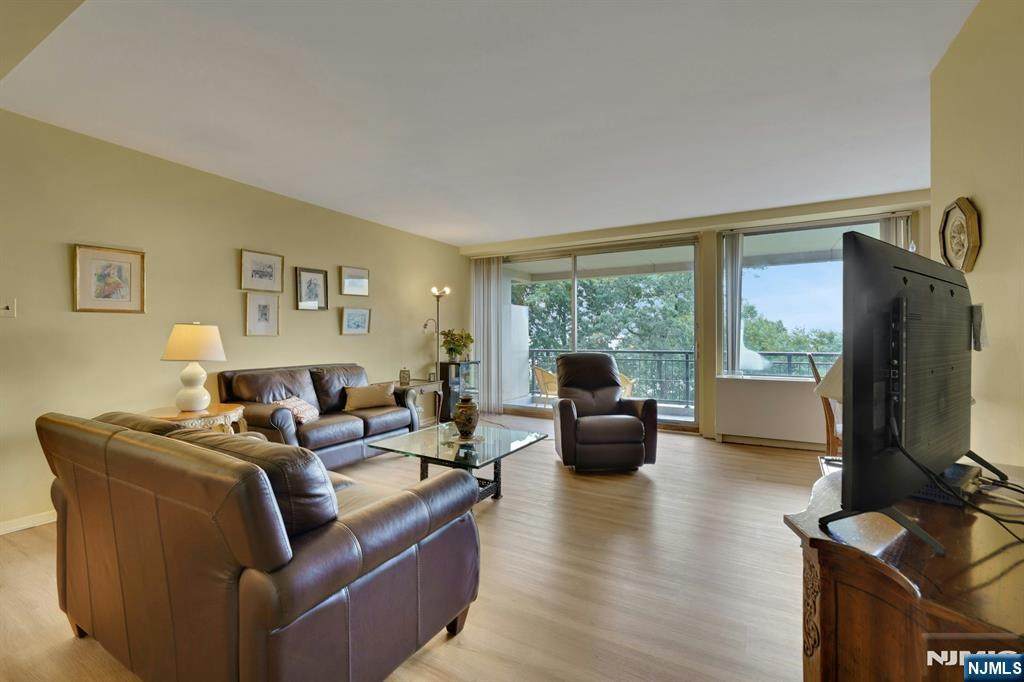 1 Horizon Road - Photo 1