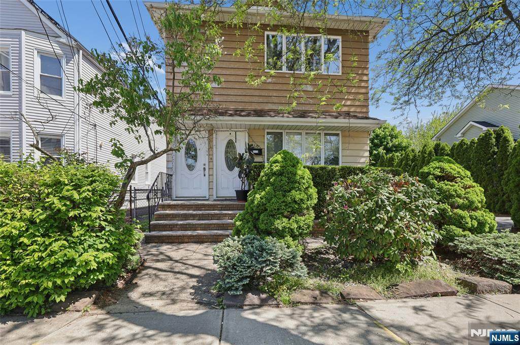 360 Rutherford Boulevard - Photo 1