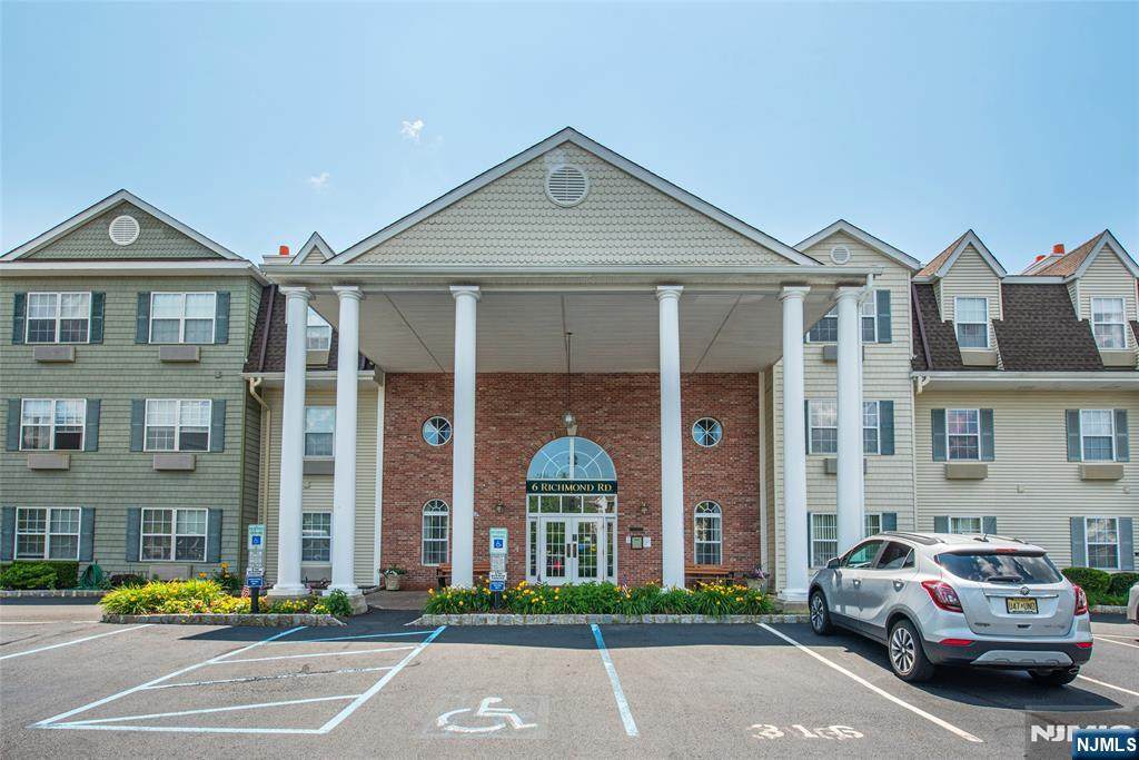 6104 Richmond Road - Photo 1