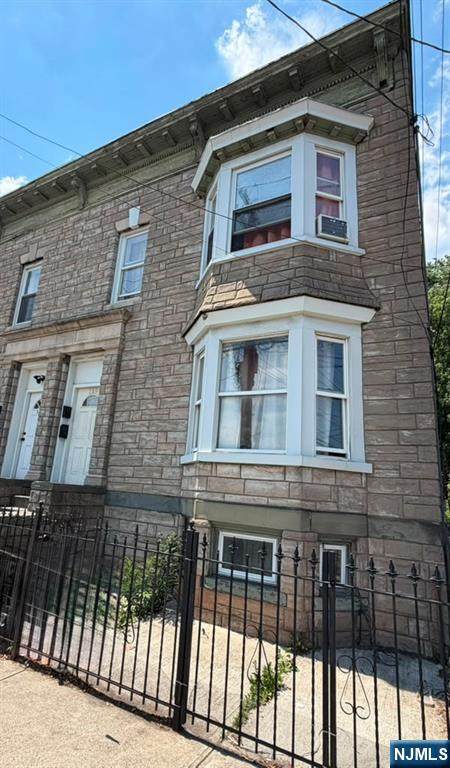 169 Sherman Avenue - Photo 1