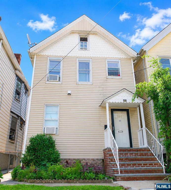 150 Spring Street - Photo 1