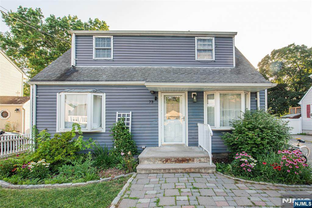 73 Bergen Avenue - Photo 1