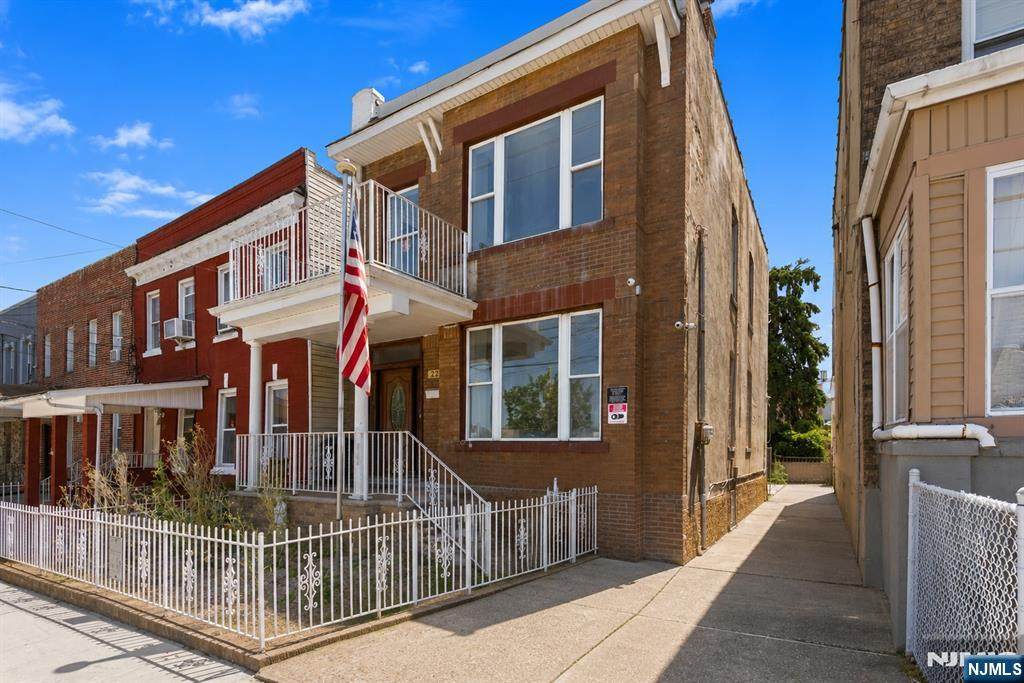 221 54th Street - Photo 1