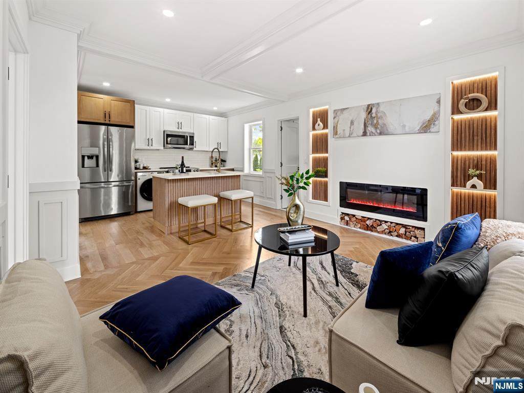 9 Morse Avenue - Photo 1