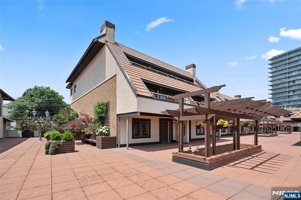 300 Gorge Road - Photo 1