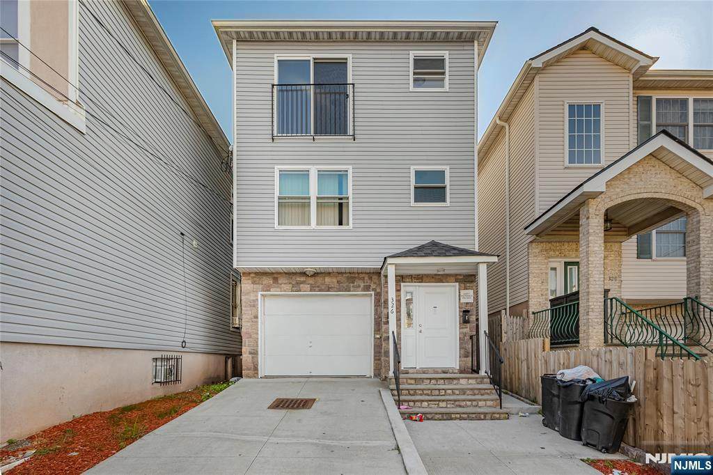 326 Magnolia Avenue - Photo 1
