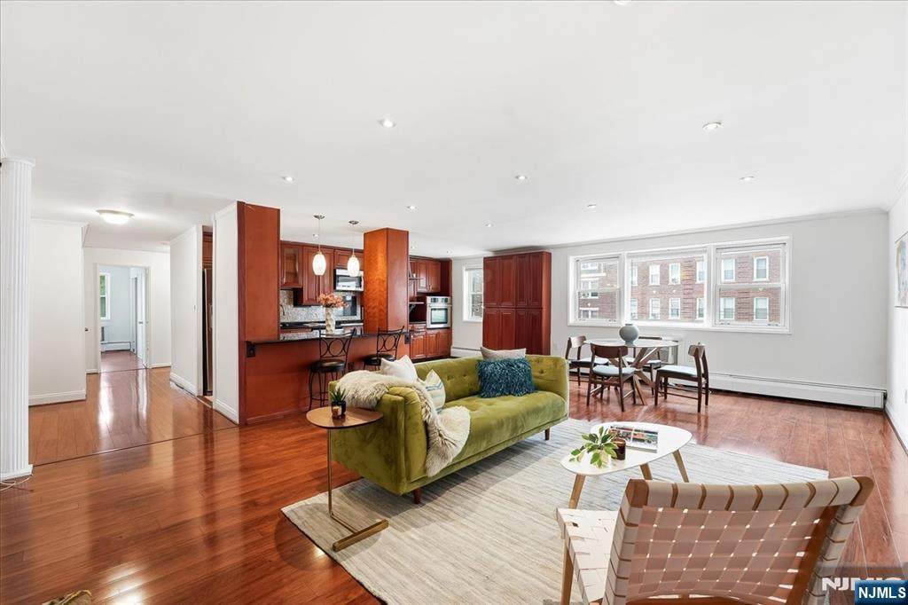 6010 Jfk Blvd E - Photo 1