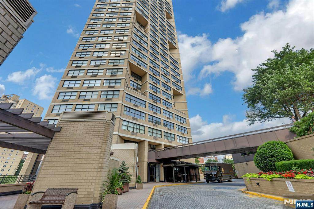 7000 Boulevard East - Photo 1