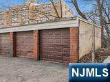 2350 Linwood Avenue - Photo 21