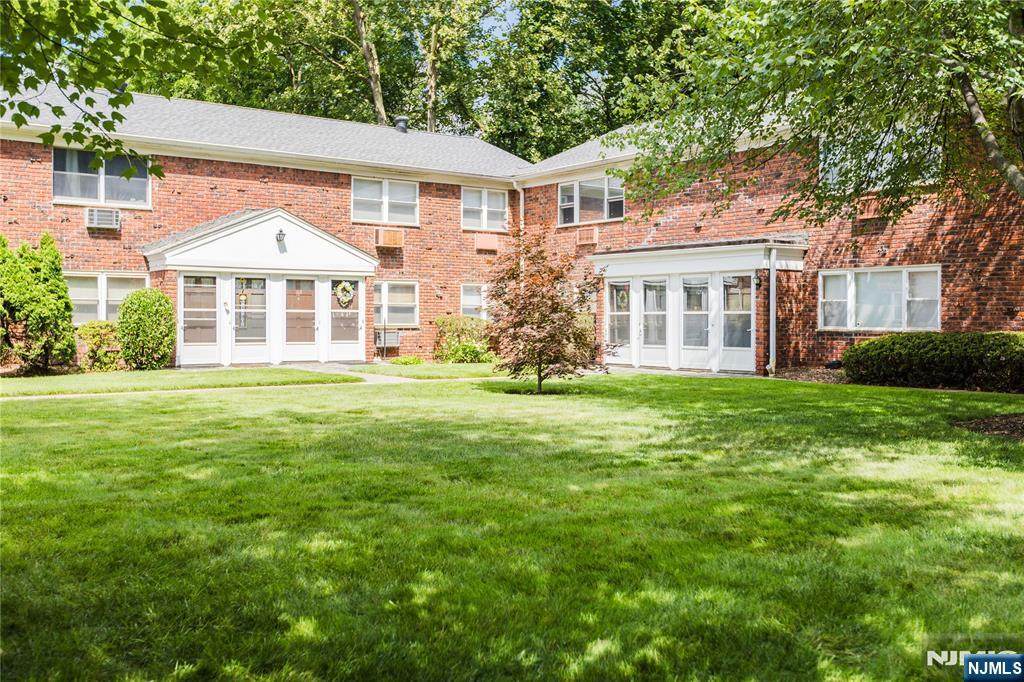 108 Regency - Photo 1