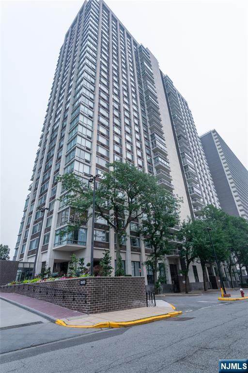 1600 Parker Avenue - Photo 1