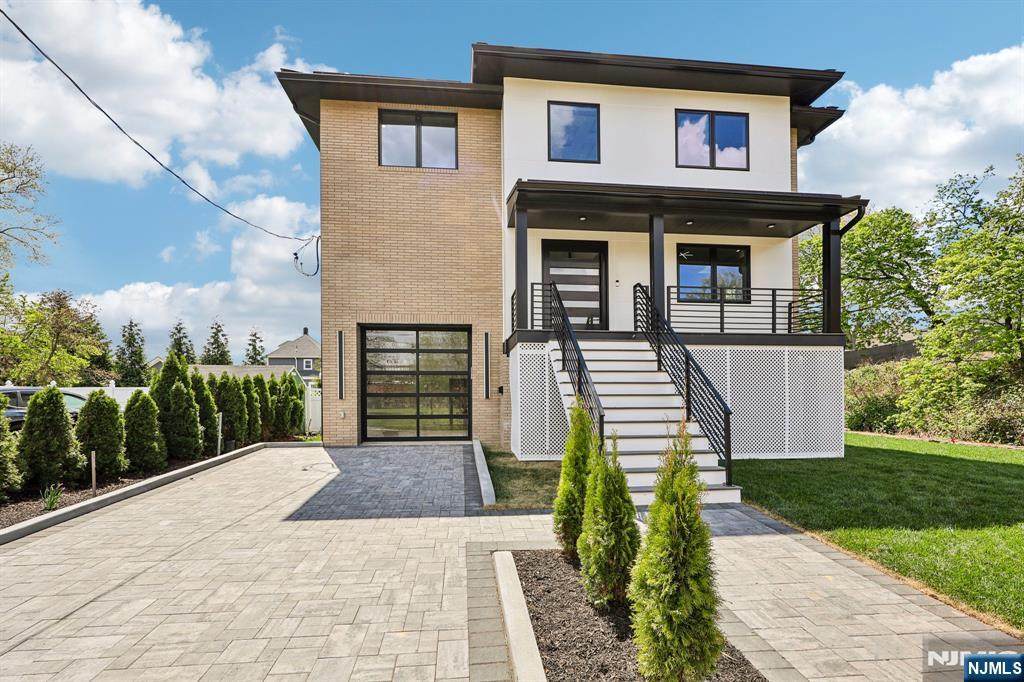 51 Albany - Photo 1