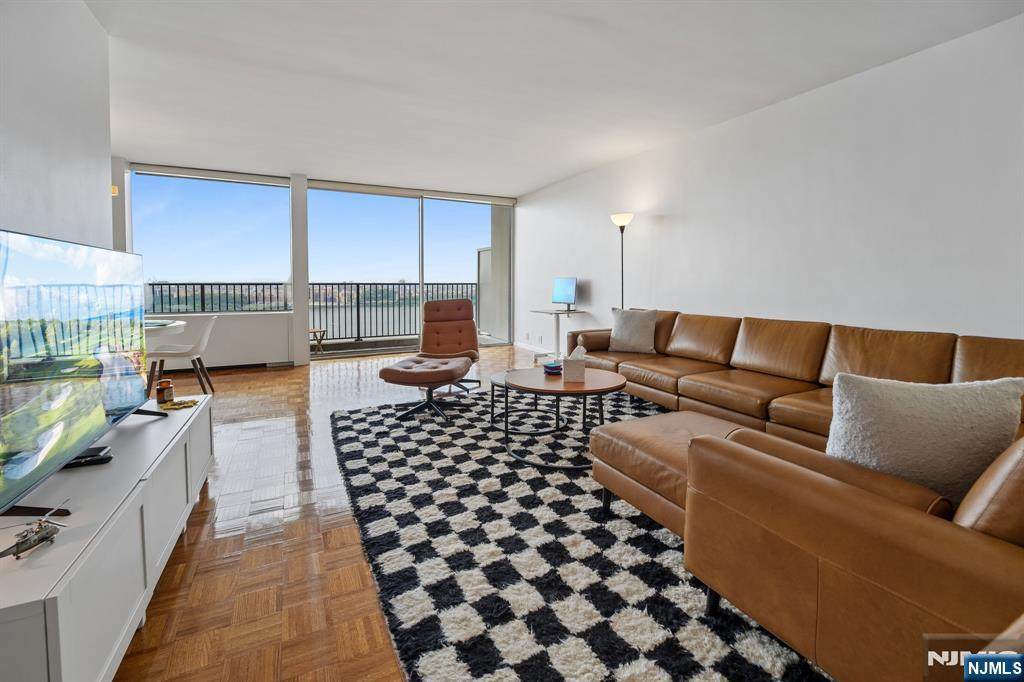 3 Horizon Road - Photo 1
