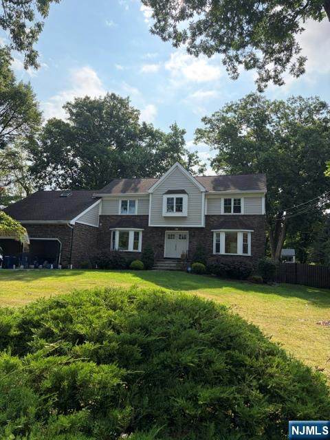 409 Woodland - Photo 1