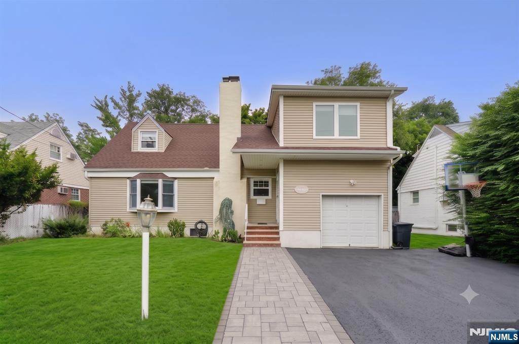 40-05 Brookside - Photo 1