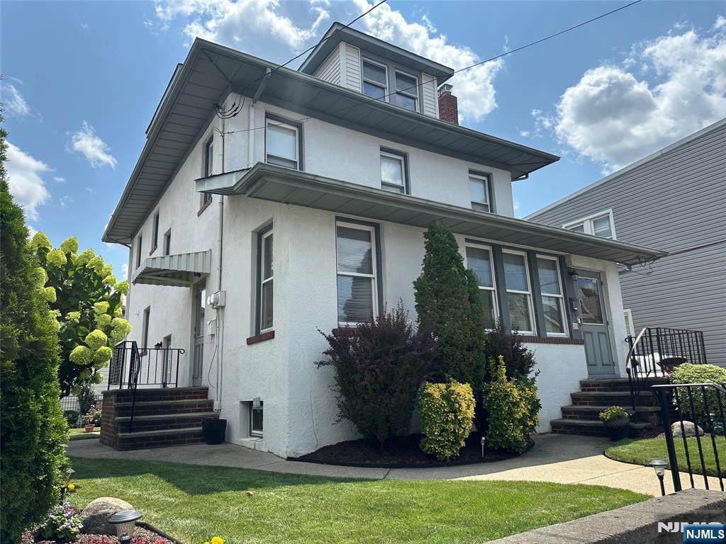 268 Harrington - Photo 1