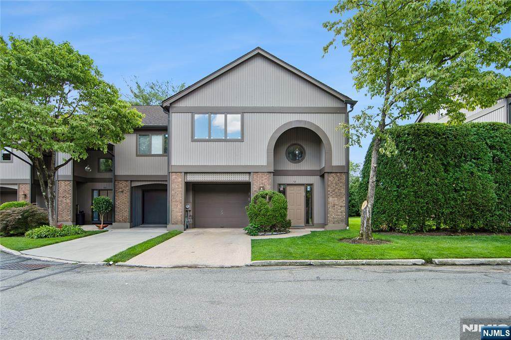18 Maltese Drive - Photo 1