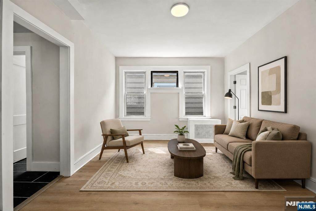 28 Riverside - Photo 1