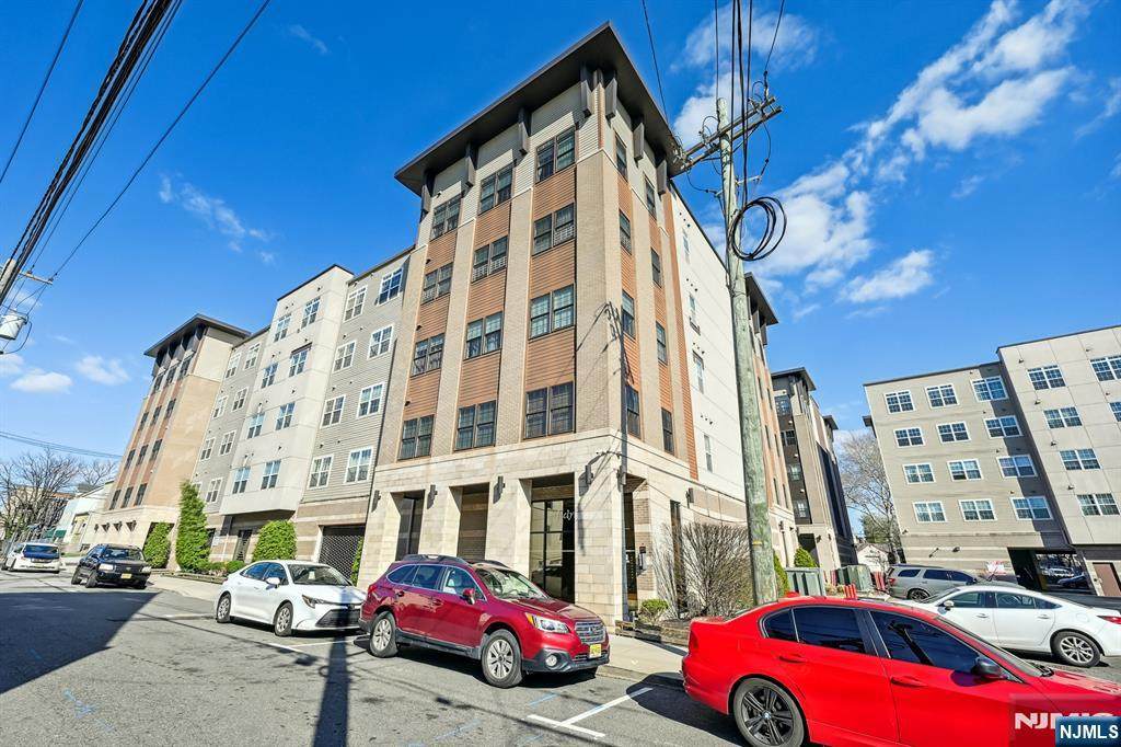 5808 Washington - Photo 1