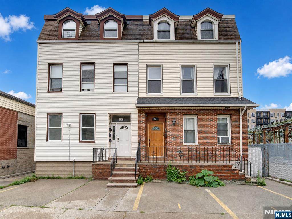 151 Culver - Photo 1