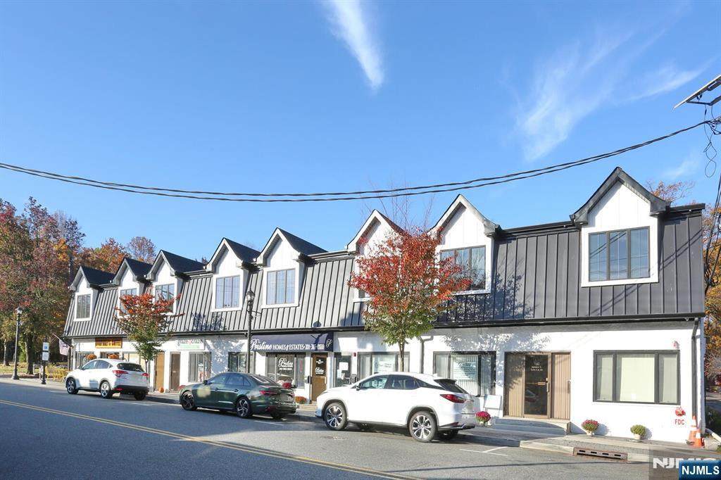 160 Terrace - Photo 1