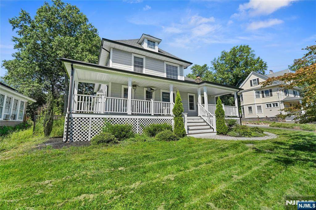 390 Prospect - Photo 1