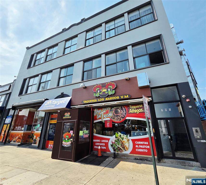 795 Main - Photo 1